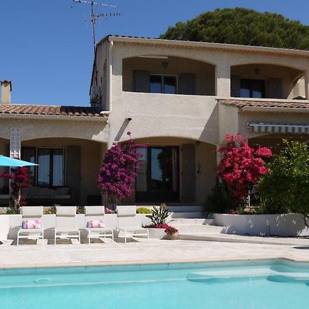 Grand Appartement dans Maison avec Piscine Privée Fréjus Esterno foto