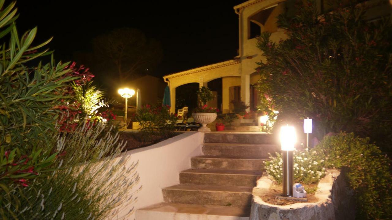 Grand Appartement dans Maison avec Piscine Privée Fréjus Esterno foto