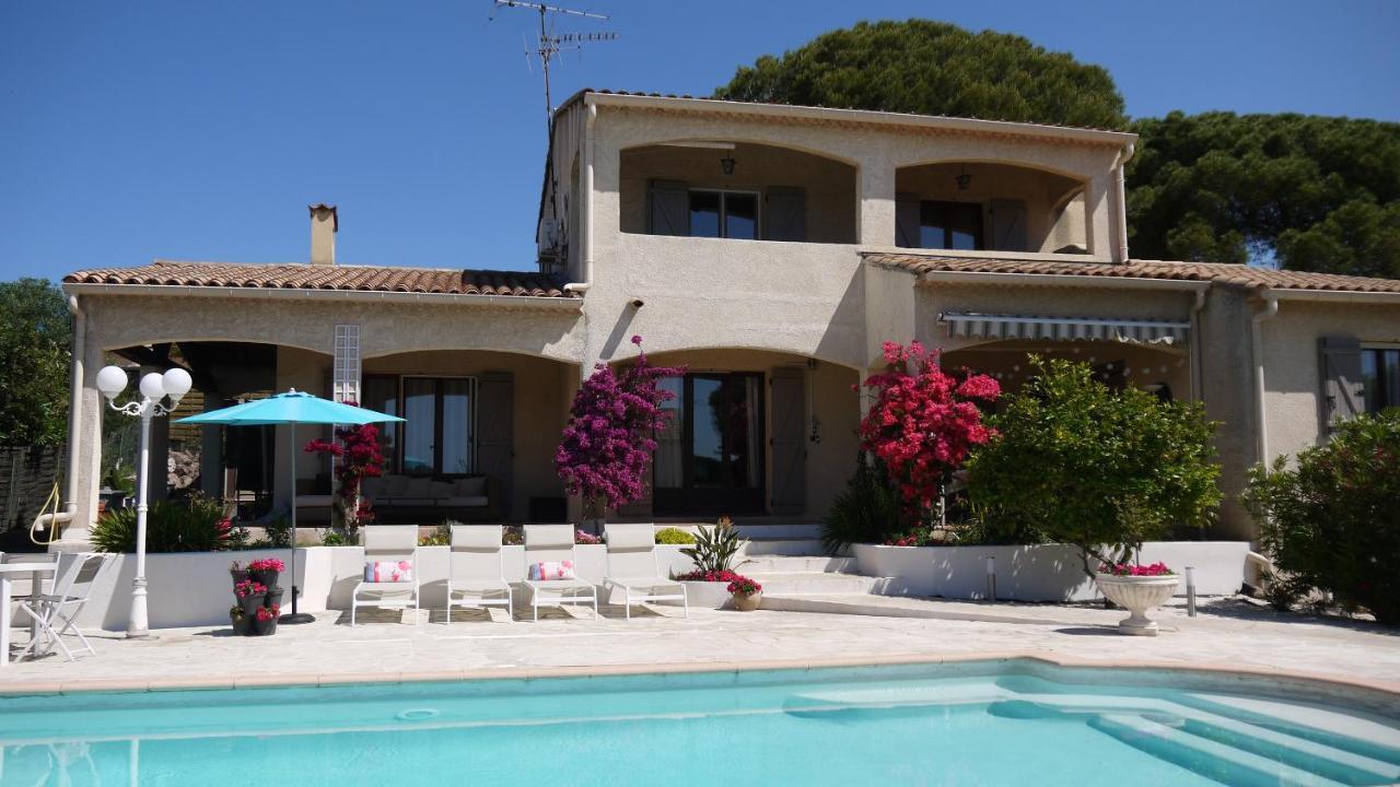 Grand Appartement dans Maison avec Piscine Privée Fréjus Esterno foto